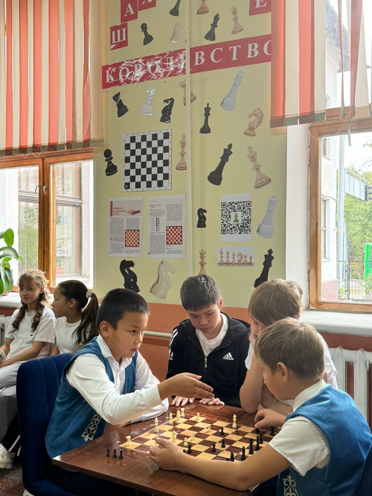 Организация  шахматного уголка " Шахматное королевство"